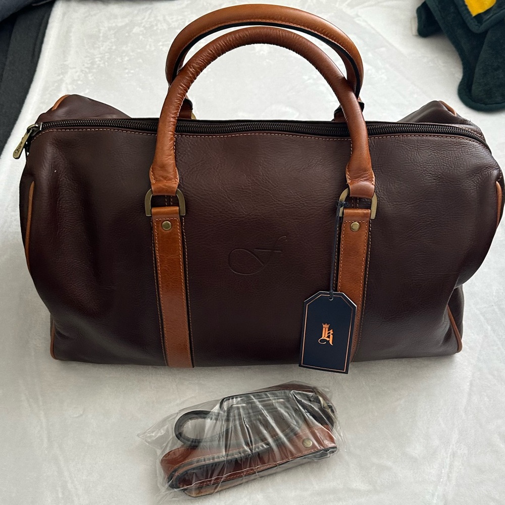 Links & Kings Leather Sundance Duffel Bag. NWT. $550 retail the Floridian logo.